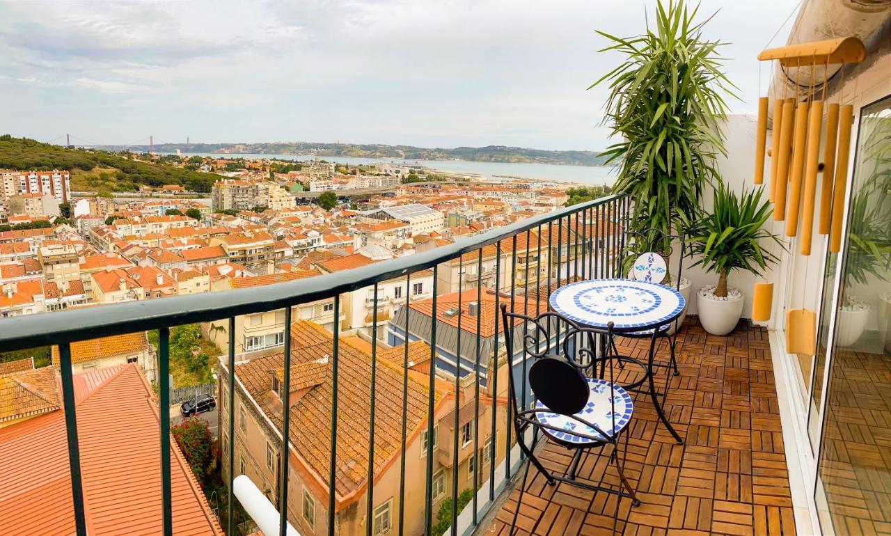 Ideally Located With Perfect Views Algés Eksteriør bilde