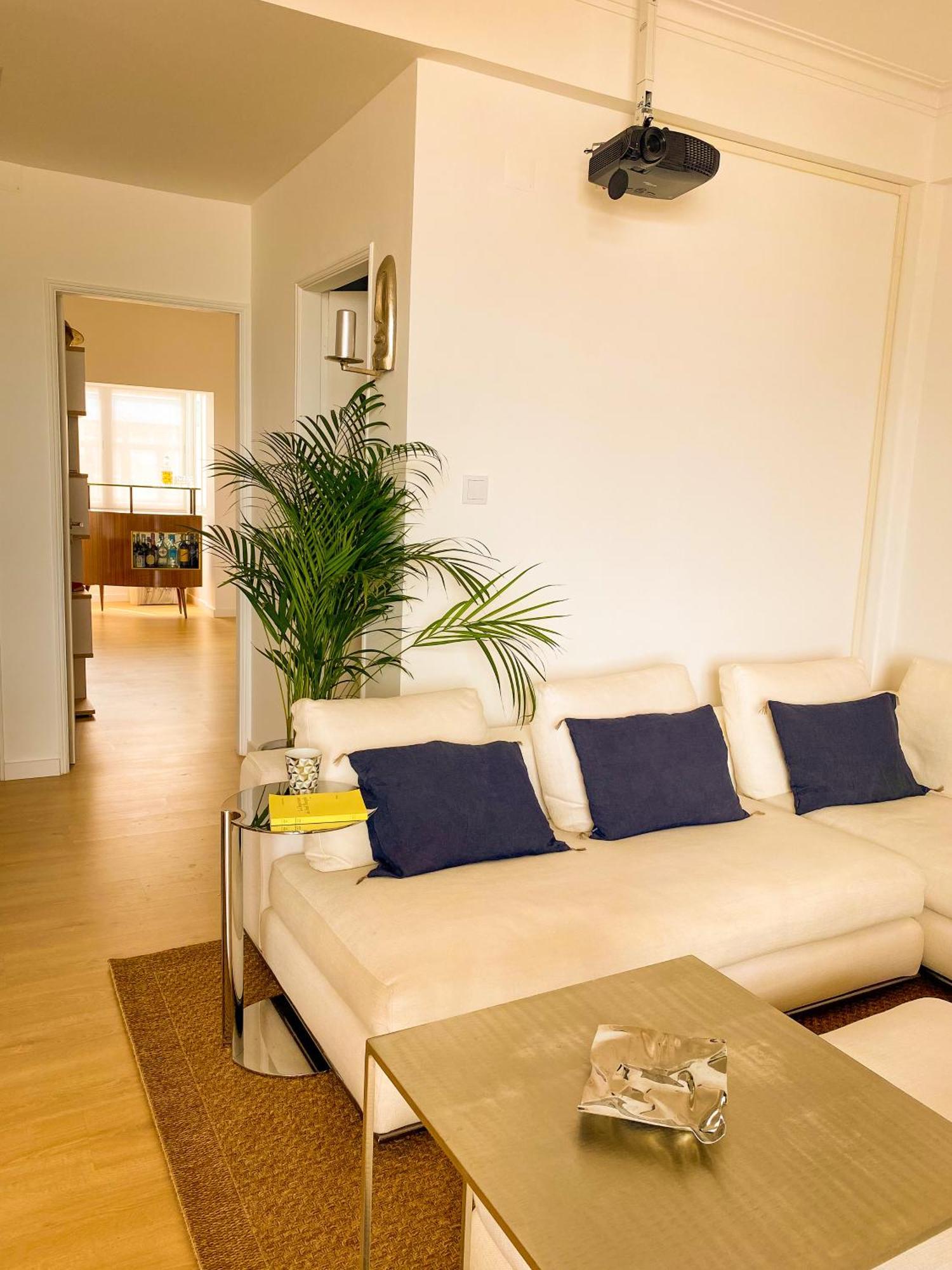 Ideally Located With Perfect Views Algés Eksteriør bilde